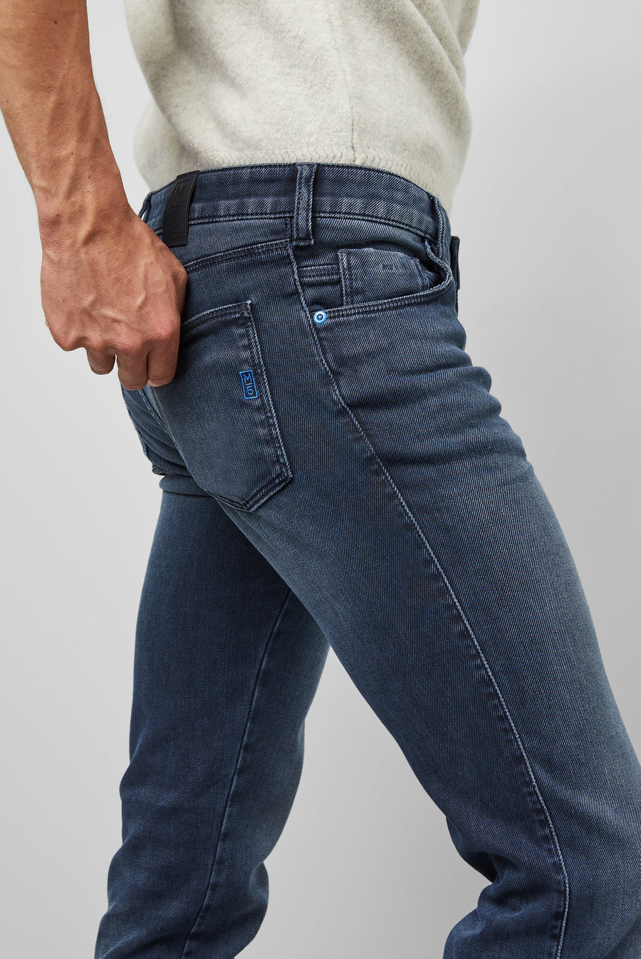 SLIM 2-6251 ECOVERO™ DENIM