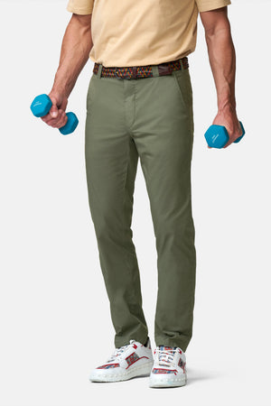 Bonn 1-8137 ULTRA-LIGHTWEIGHT ACTIVE CHINOS