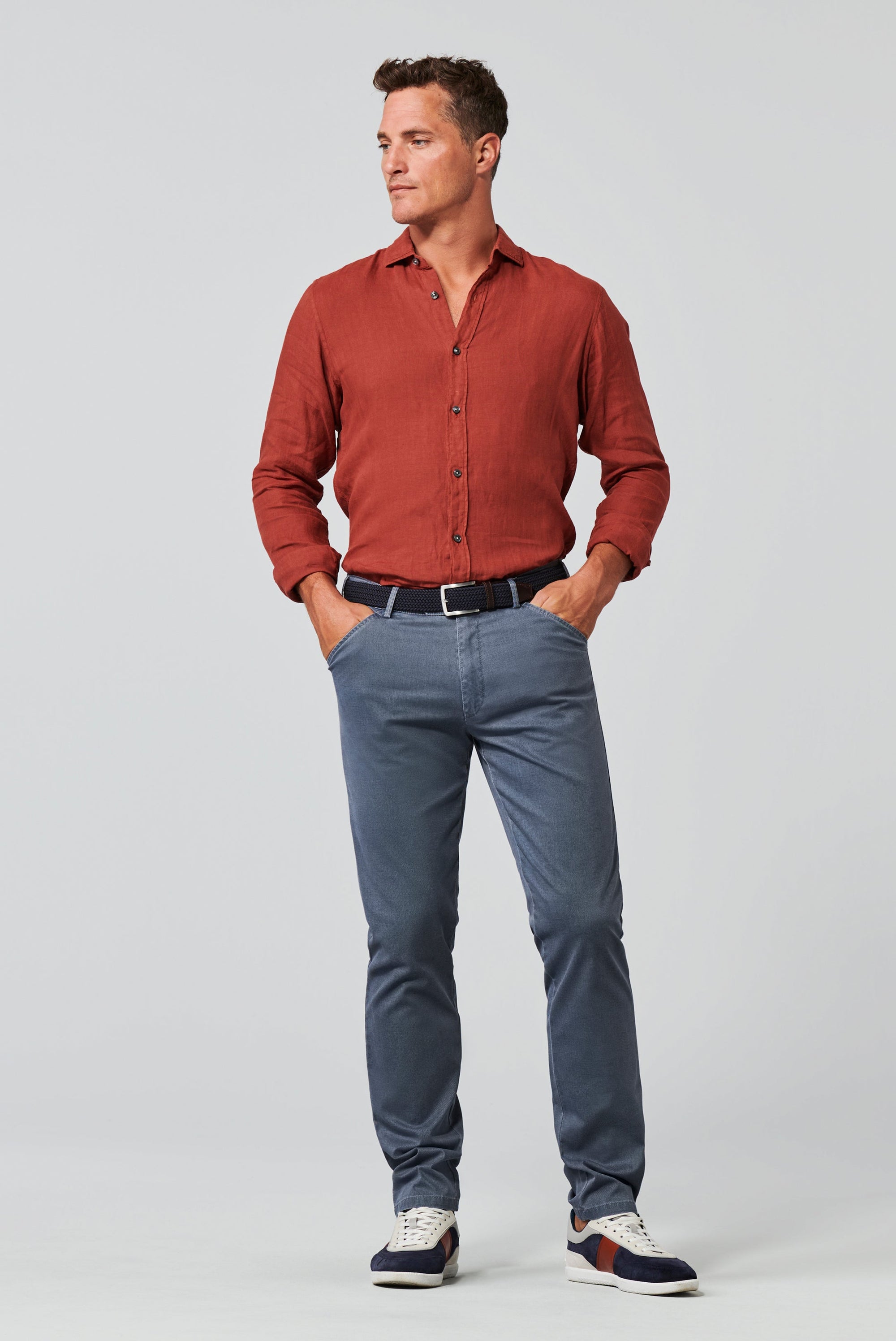 Chicago 1-5068 CASUAL SEMI-BLUE