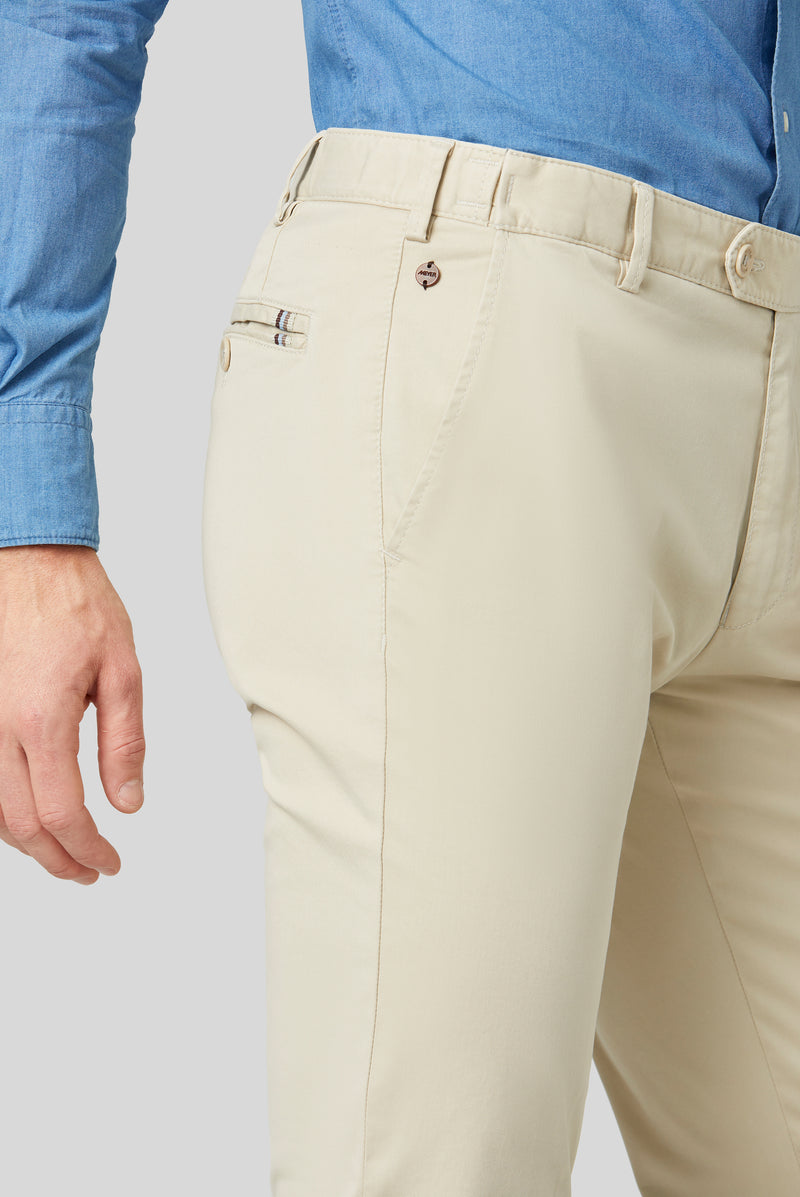 Oslo 9-3001 FLEX  CHINO ∙ FAIR