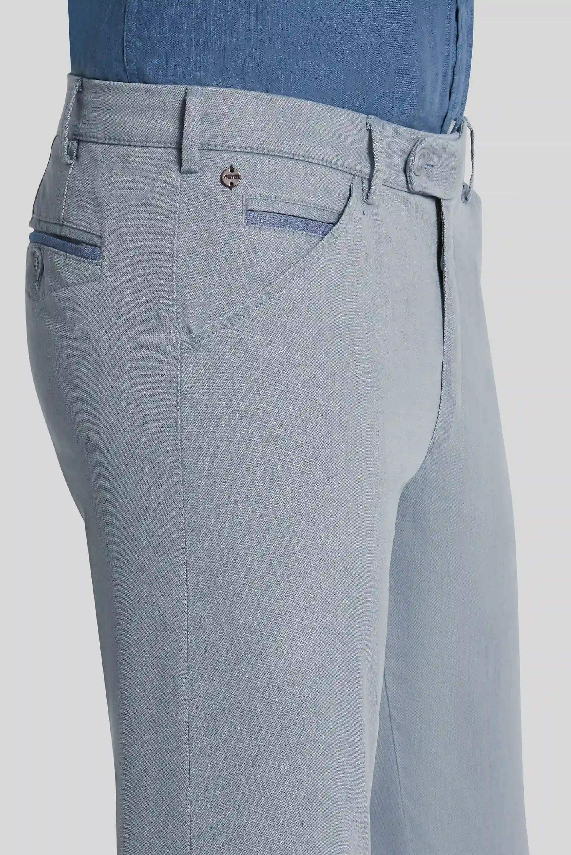 Chicago 1-5041 SEMI-BLUE ∙ TWO-TONE